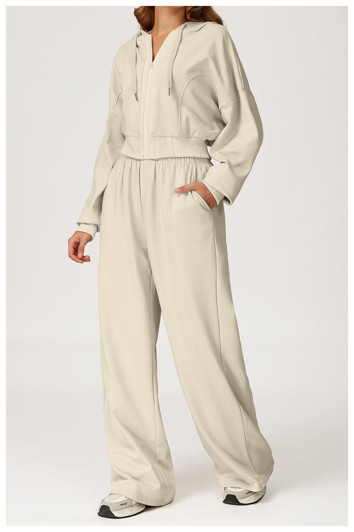 Felpa Oversize con Cappuccio "Comfort Quotidiano"