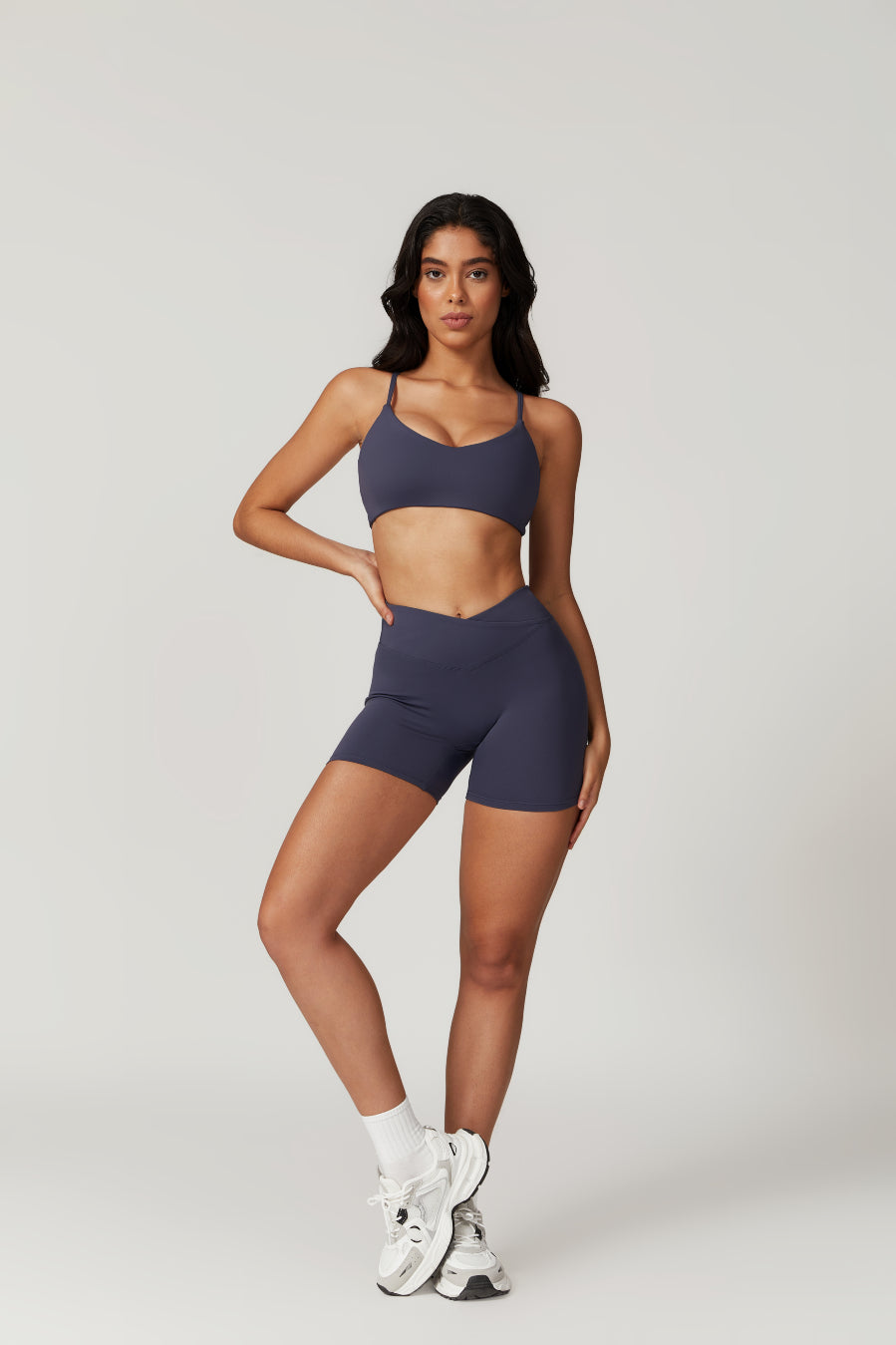 Top sportivo essenziale (grigio-blu)